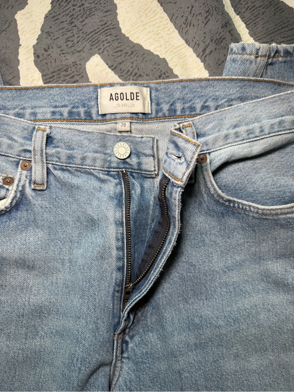 AGOLDE women’s straight leg light wash denim jeans - Picture 2 of 7